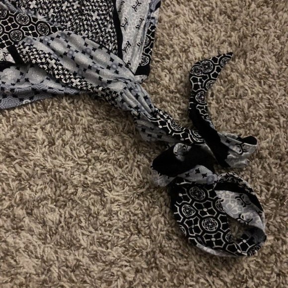 Cato Womens Pullover tie knot waist pasiley print Deep V Size XL New - Picture 2 of 8